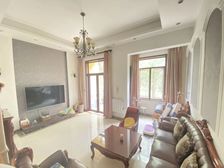 环球翡翠湾花园别墅4室2厅