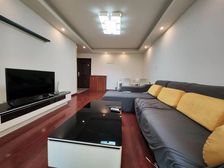 有中间楼层南北通一房,产证已出,次新小区,置换急售看房方便