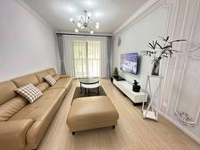 龙华性价比高 品质小区 电梯南北通两房 带双阳台 产权车位