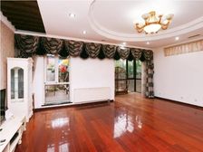 金地格林小镇 满五年 边户 带南院 两车位 随时看房