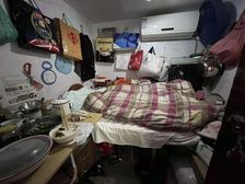 出售黄浦区,曹光彪格致,人广地块,二级旧里待动迁房,对面已拆