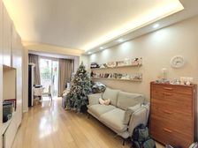 全区域都在的,房子。一梯两户,大院子。好停车。南北通透