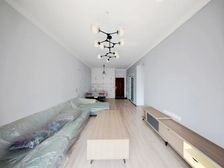 手付11万 九龙湖中堡地铁口保利精装修三房 好楼层