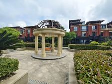 临港首府,高端小区大联排,前后大花园,地下室直通车位,