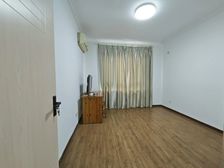 上城名都 紧挨同济大学 南北通透 改成三房 南北双阳台 性价