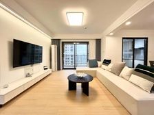 可谈150w 急售!14年次新!近六院!品质小区!送产权车位