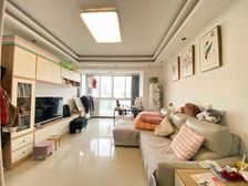 出门地铁口 送豪华装修 送阁楼 南北通 房东已买急售价可谈!