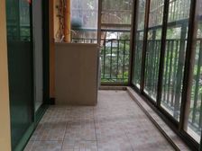 中央公园精装修四房,看花园和常平公园