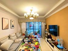 新城吾悦公馆 3室2厅1卫 简单装修 132万元