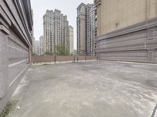 华润金悦湾一期,非常安静的位置,带150平米大花园