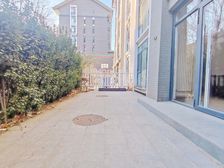 入门级小3居,精装保养好可直接入住,采光好