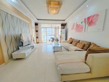 白金瀚 交通便捷 满间楼层采光好 环境好 带电梯