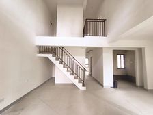 房东亏本30W急售!江大旁,前排靠独栋!通透阳光从早到晚!