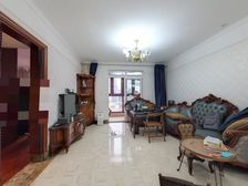 南北直通三房 中上楼层 保养很好可拎包入住