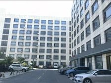 地铁口秀沿路多个隔断,双面采光好,288平可扩租至448平