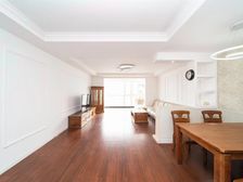 05年品质大三房!接受一年付款,高区采光不挡,价格看中可谈!