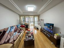 降价200万急售!7层小洋房!有电梯!南北通透!中间排看花园