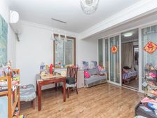 有电梯 南北通透 精装修 临地铁 医疗配套成熟 产权清晰