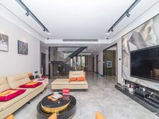 笋盘叠墅,大运星河花园,豪华装修,满五惟一,诚心急售,配车位