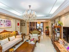 进深2.2米大阳台,自住保养较好,南北通透改善大3房!