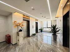 E阳国际整层豪华装修,全新空调,精装全配拎包入住。3+38