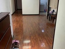 渝中大厦东南向三居 满五127平仅210万