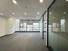 市中心东岭锡上145平 双面采光 看房随时 苏宁 云蝠 恒隆