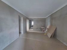 降价急售 四房保利香槟国际 南北通透, 近地铁 诚心出售