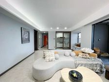 季华路双地铁全新未新年购105万买绿岛湖4房送全套厨具送物管