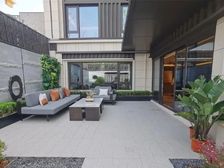 花溪龙湖别墅 上下五层 有花园有 实得500平中式合院