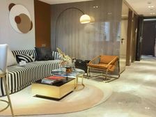 华发商都楼上办现房 单间6000 地铁2号线 随时可看