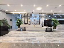 特价58免租期长 大冲国际中心精装2000平 带家私使用率高