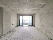 恒大三期南北通透四房,望花园,通风视野好,证已出