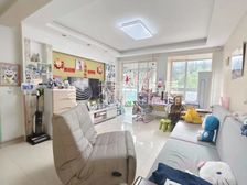 近地铁,送产权车位, 房东急售,全新装修,看中可谈