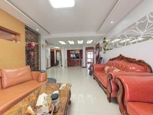 离小区公园500米 二面环水 风景秀 丽 南北 电梯大复式