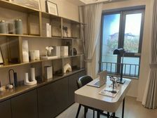 览月阁 3室2厅2卫 精装修 389万元