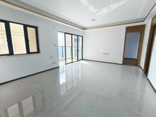 广州南旁翰文小初高中交·泷湾云城3室2厅2卫精装修180万元