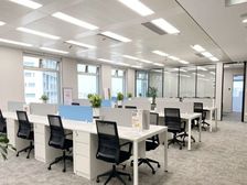 亮马河大厦小整层997平精装带家具 东南西北四面采光随时看房