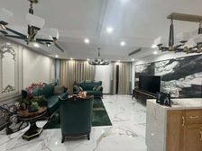 当代万国府下叠,前后80平方花园,精装修200W,房东诚售