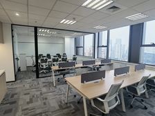 大连路!保利绿地广场!现房241平!精装修带家具!地铁口