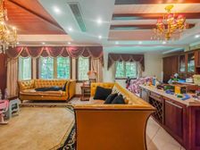 内圈精装修独栋,花园600多平,业主诚售,采光通风好