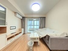 万科魅力花园 3室2厅1卫 精装修 124万元