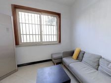 01年商品房小区+加装电梯+ 南北通透 采光充通便利