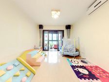 凯德都会新峰 2室2厅1卫 精装修 180万元