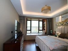 郑东新区北龙湖南岸 新开亚新星云湾 首开高性价比 豪装交付