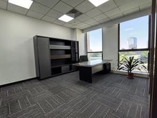 亚奥小户型 可注册 适合初创公司 可容纳1-8人