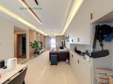 俯瞰花海景观 享受品质物业 温馨4居室 精装拎包住