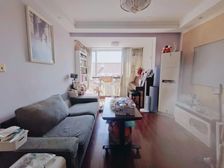 送阁楼露台50平,精装小复试,得房率超高,价格可谈,满五税少