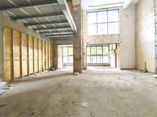 水街旁清水上叠 户型8室 使用600平 双车位 带双露台花园