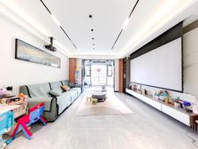 全新装修的四房南北通 诚意出售(装修40万)